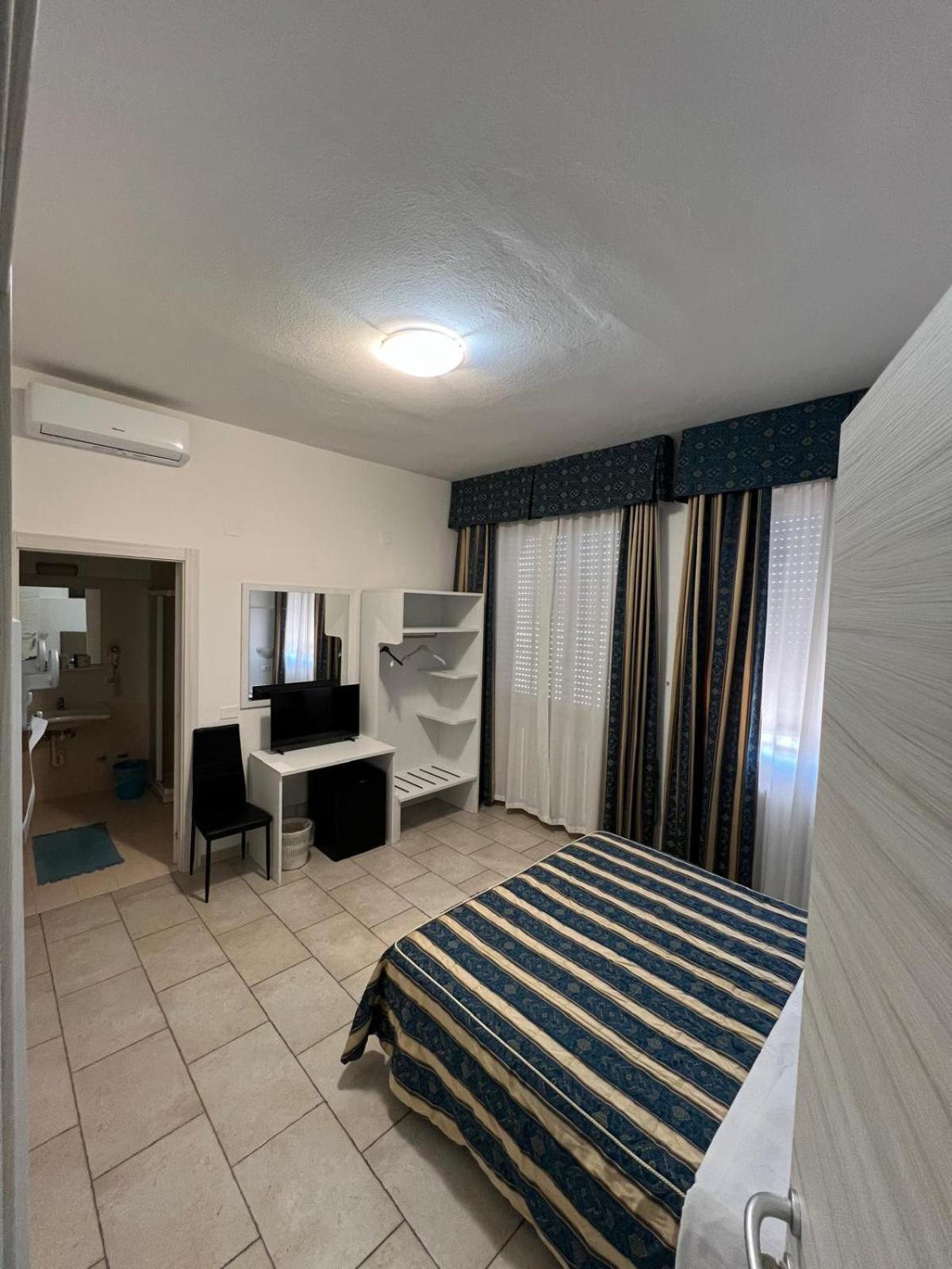 Hotel Alessander Milánó Kültér fotó
